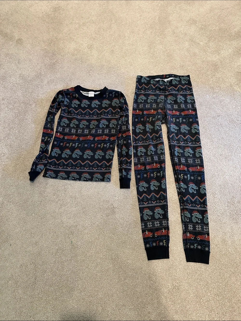 Hanna Andersson Navy Pajama Set with Green & Red Pattern